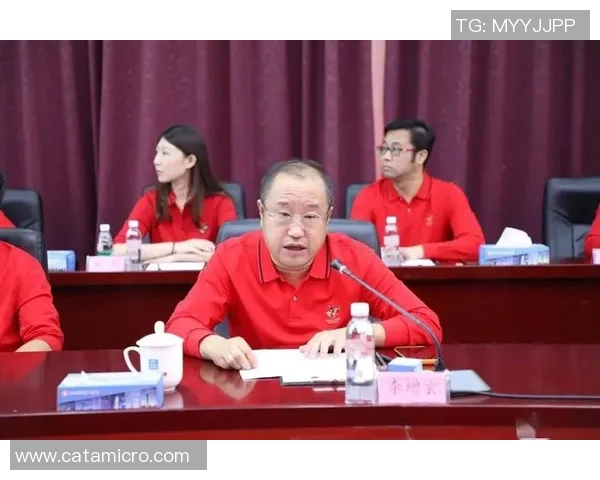 成都与杭州篮球队赛后复盘分析团队协作的关键因素与表现亮点